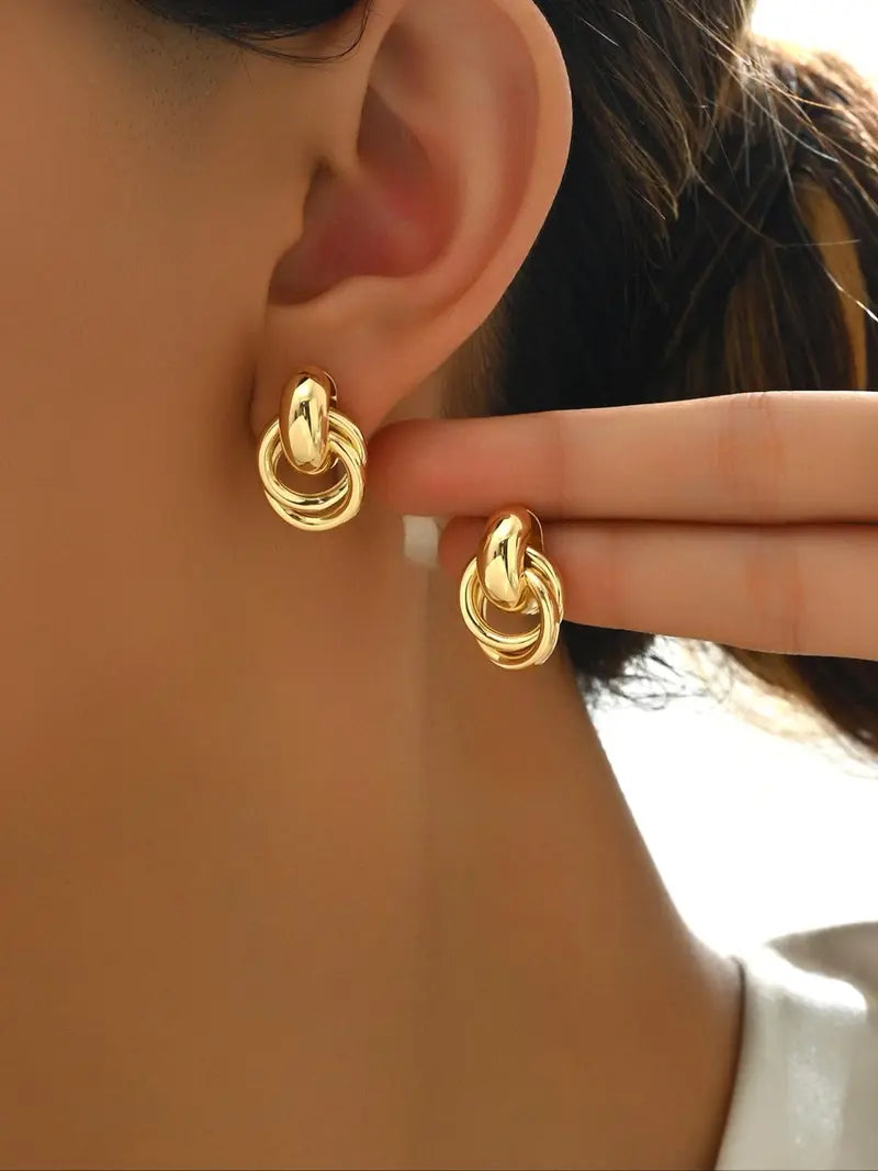 Elegant Knot Design Dangle Earrings