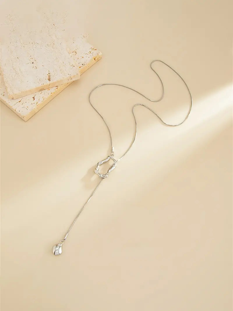 Vintage Metal Simple Water Drop Pendant for Women 2025 Trendy Charm Necklaces