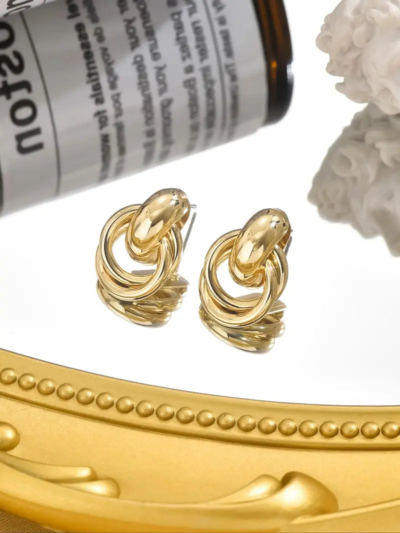 Elegant Knot Design Dangle Earrings