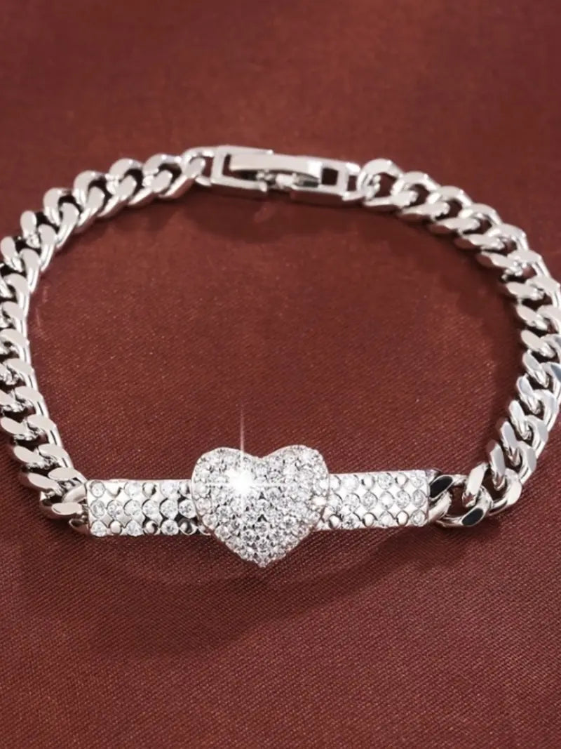 Elegant Sparkling Zircon Heart Bracelet