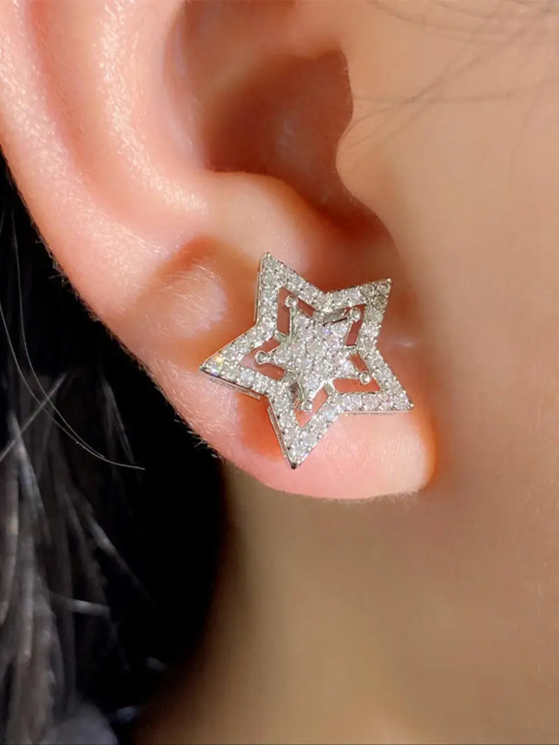 Star Design Rhinestone Decorated Stud Elegant Minimalist Earrings